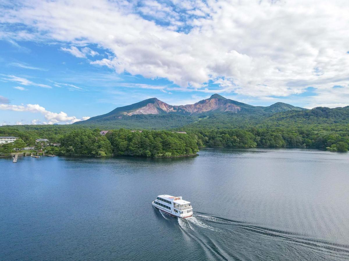 Urabandai Lake Resort Goshiki No Mori Kitashiobara Екстериор снимка