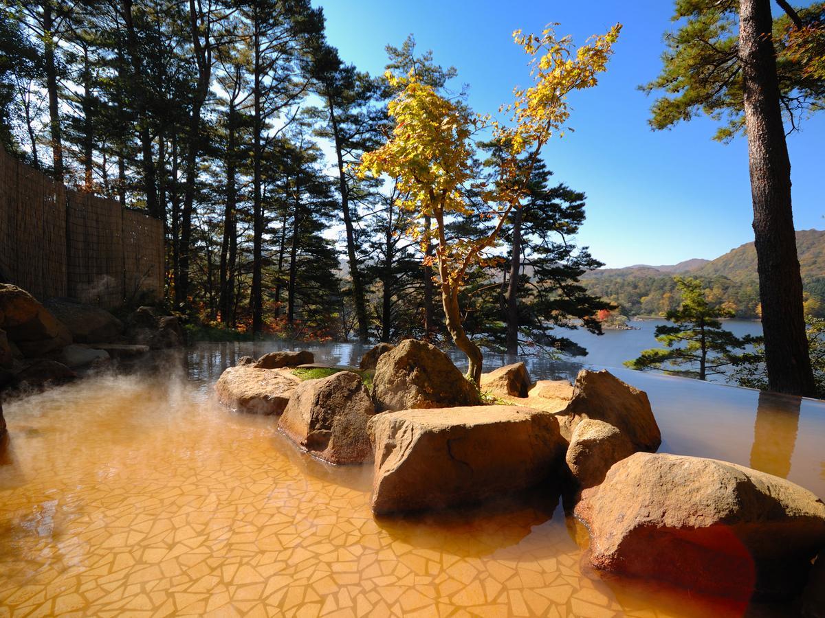 Urabandai Lake Resort Goshiki No Mori Kitashiobara Екстериор снимка