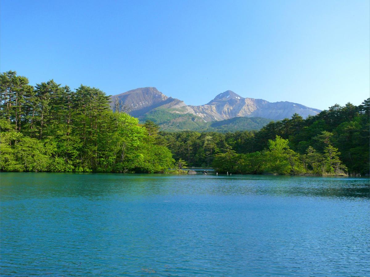 Urabandai Lake Resort Goshiki No Mori Kitashiobara Екстериор снимка