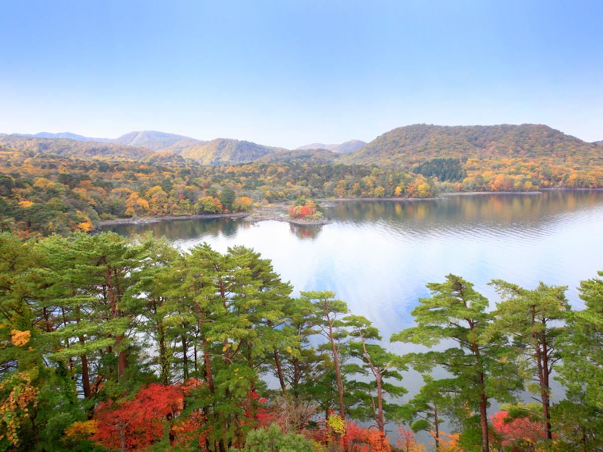 Urabandai Lake Resort Goshiki No Mori Kitashiobara Екстериор снимка
