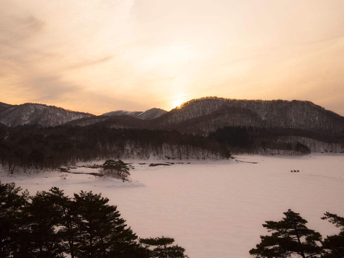 Urabandai Lake Resort Goshiki No Mori Kitashiobara Екстериор снимка