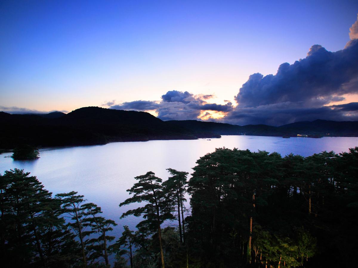 Urabandai Lake Resort Goshiki No Mori Kitashiobara Екстериор снимка